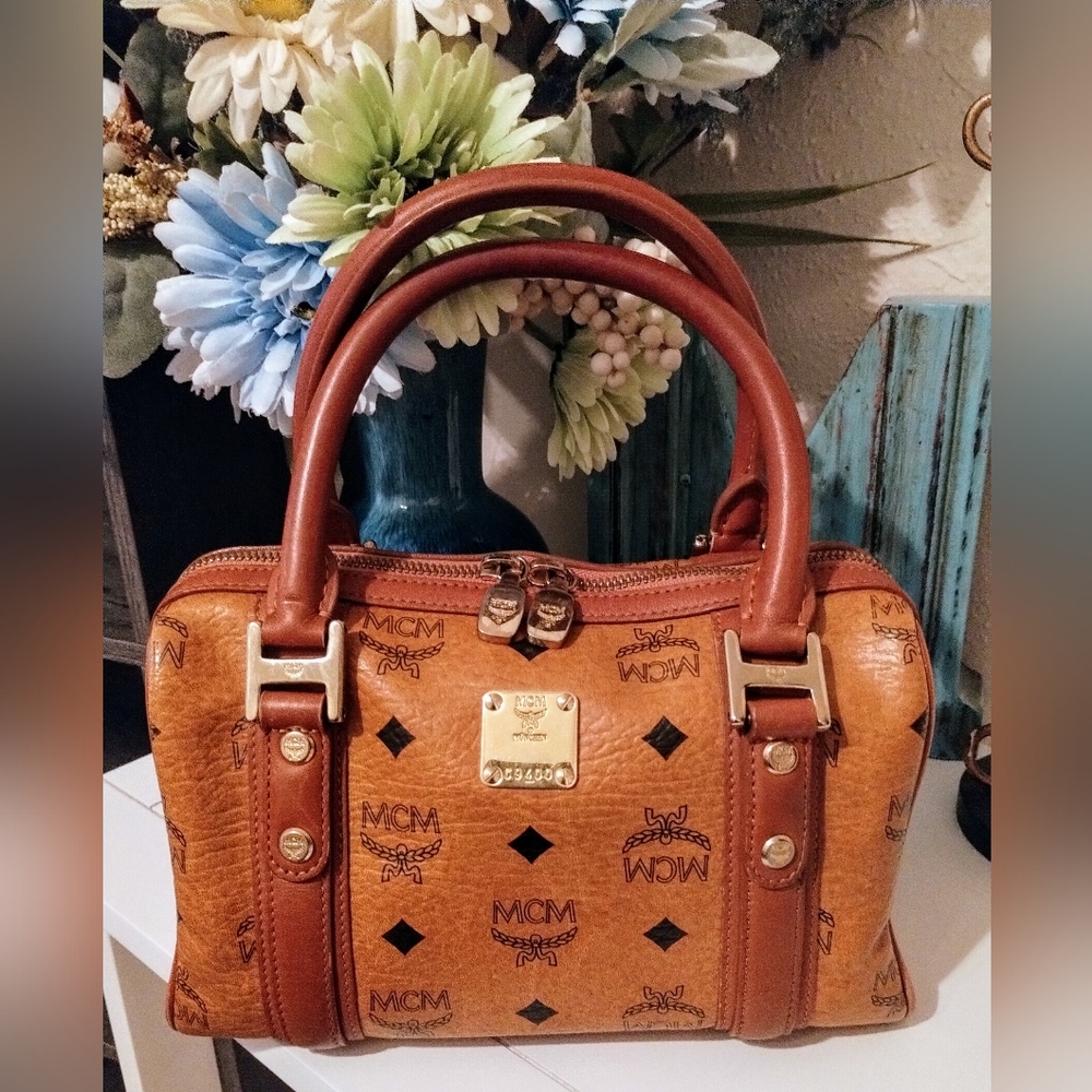 MCM Mini Boston Bag EUC - Picture 2 of 9